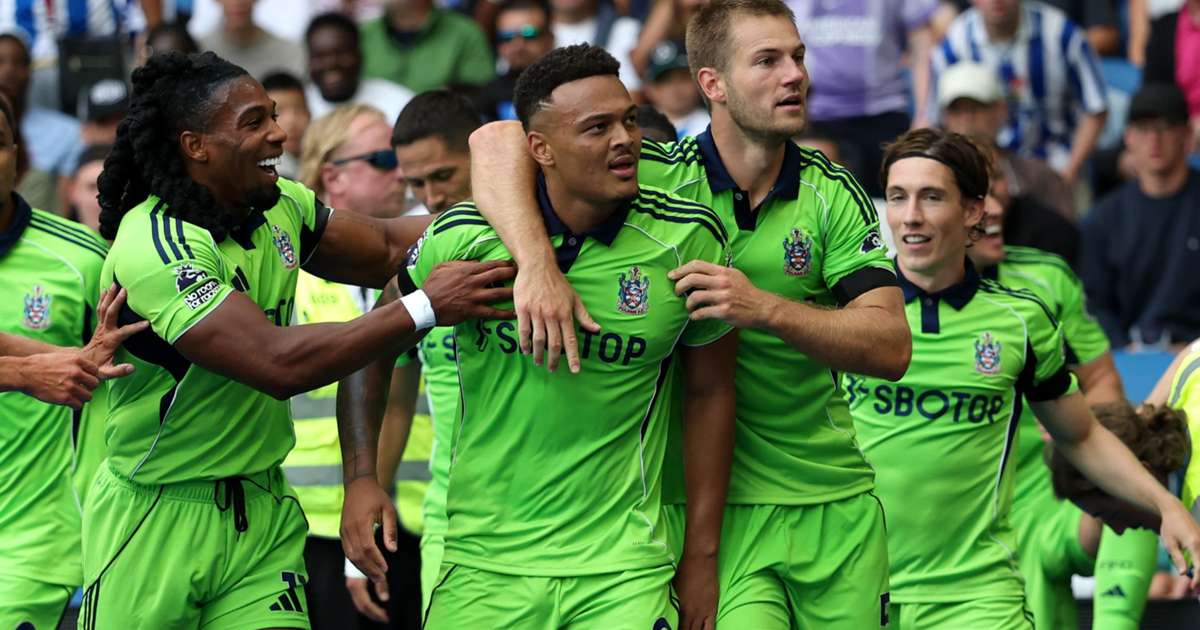 Rodrigo Muniz salvages late point for Fulham against Brighton